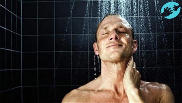 Вероятность забеременеть при прерванном акте значительно повышается, если, например мужчина не принял душ и повторно приступил к следующему акту