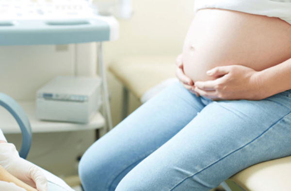 В период беременности спринцевание производится только медицинским персоналом по назначению врача